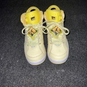 Retro 6 “floral”/citrus tint